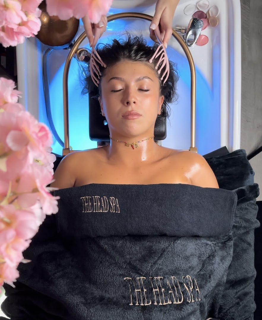 THE HEAD SPA · Photos 1